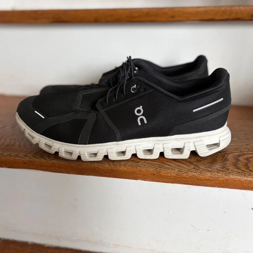 On Cloud 5 Mens Running Shoes Black‎ White Size 14 EUC